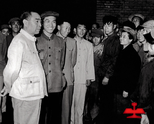1959年毛澤東同志親切接見(jiàn)全國(guó)著名勞動(dòng)模范、鞍鋼老英雄孟泰